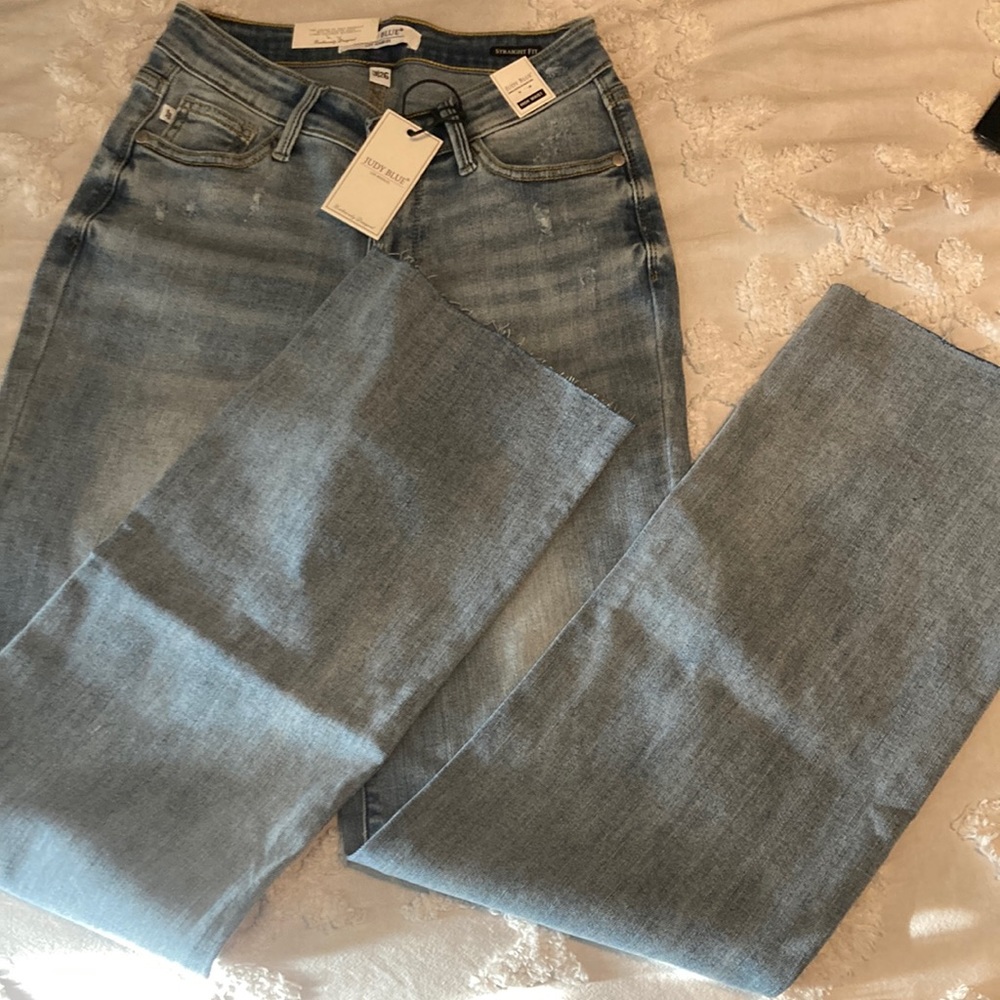 Judy Blue denim jeans, unfinished hem wide leg.